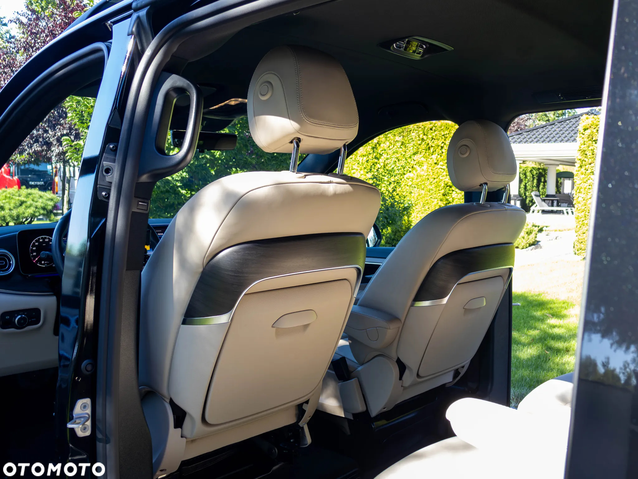 Mercedes-Benz Klasa V 300 d 4-Matic 9G-Tronic Exclusive (d³ugi) - 37