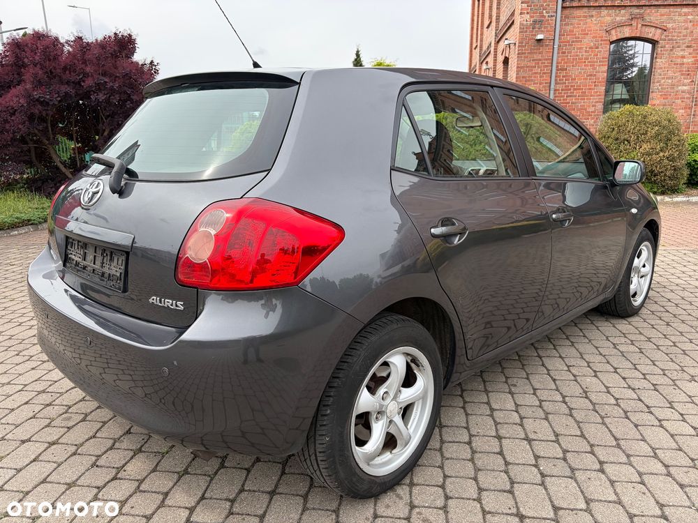 Toyota Auris 1.6 VVT-i Terra Start - 20
