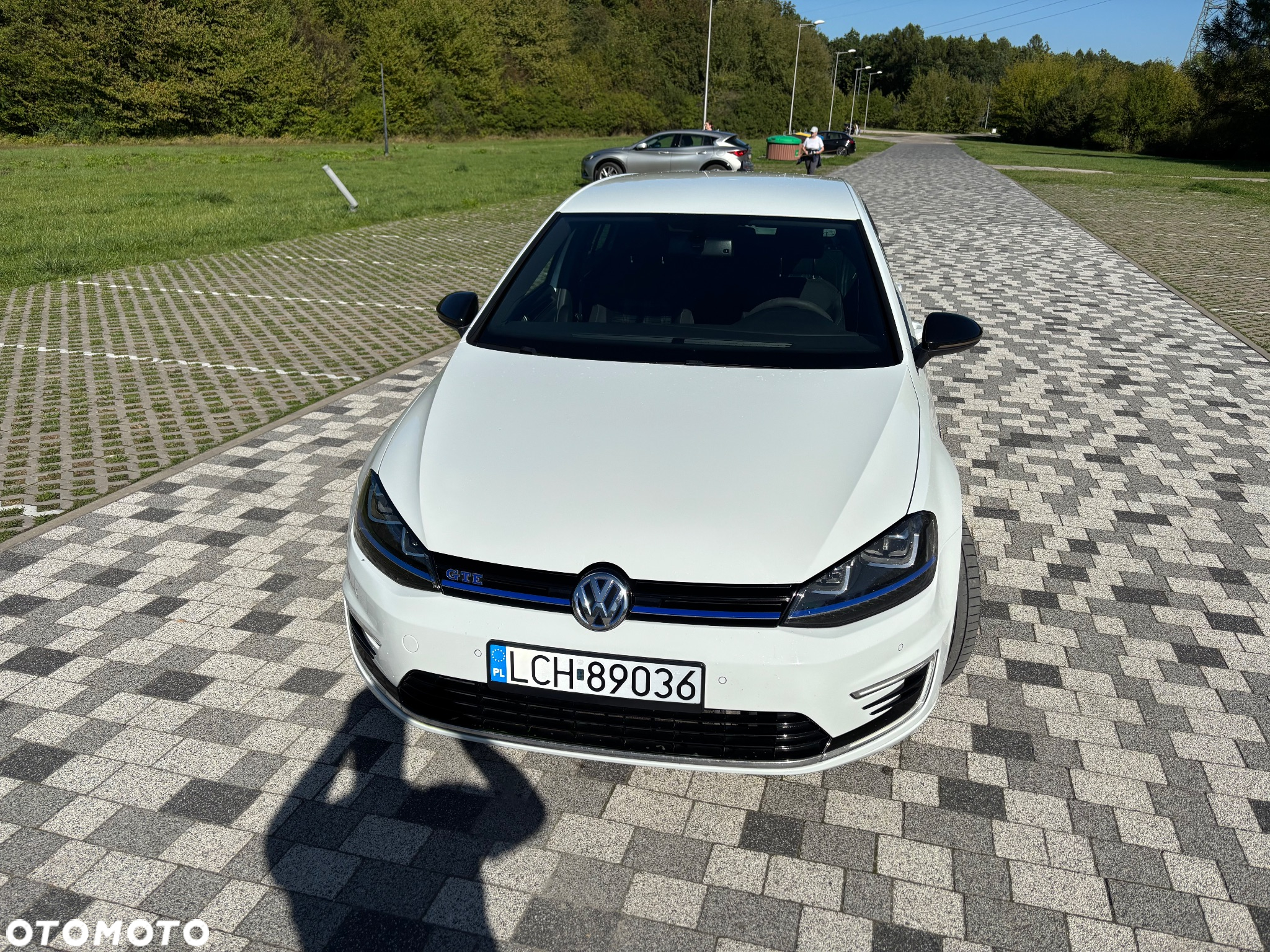 Volkswagen Golf - 2