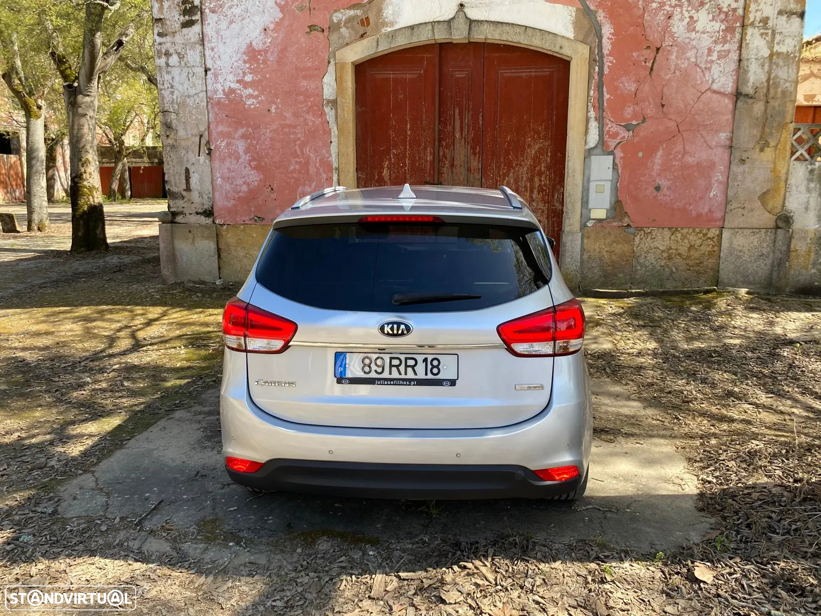 Kia Carens 1.7 CRDi ISG TX - 22
