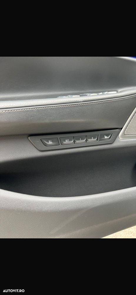 BMW Seria 7 750i xDrive Edition Exclusive - 17