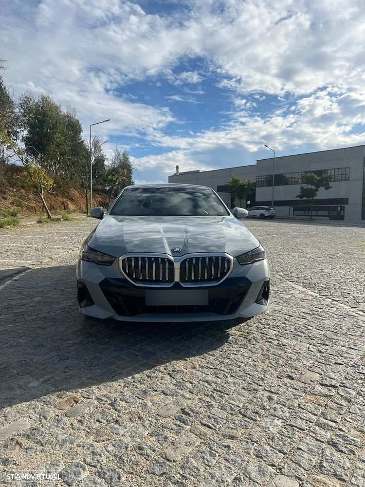 BMW 530 e Pack Desportivo M Pro - 5