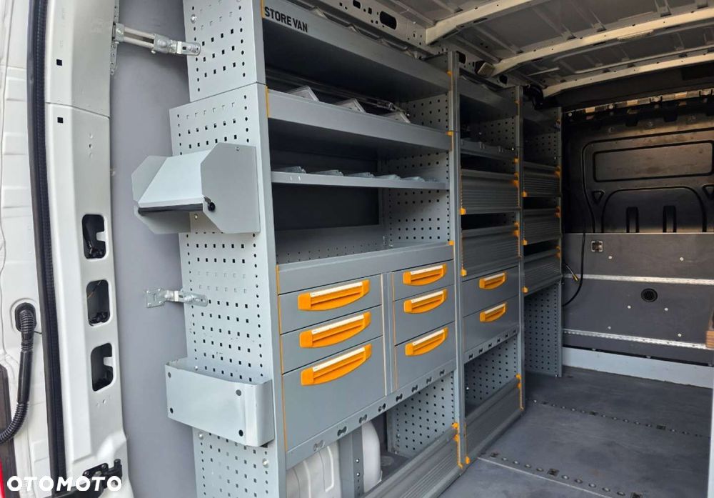 Renault Master - 29