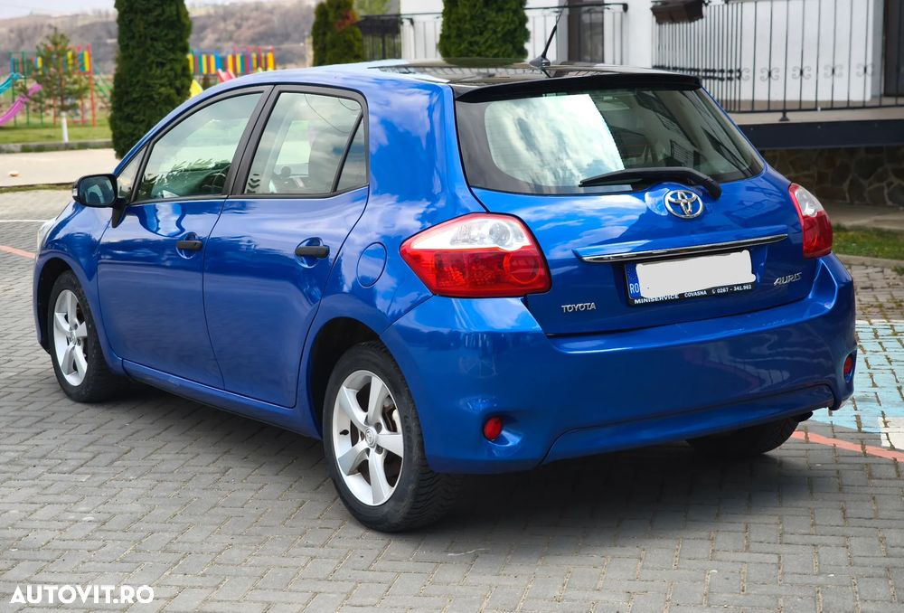 Toyota Auris 1.33 VVT-i Life - 3