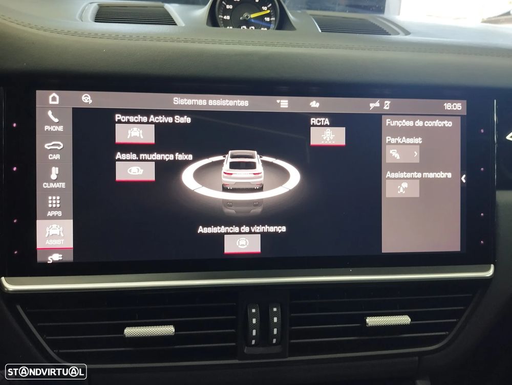 Porsche Cayenne Coupé E-Hybrid - 38