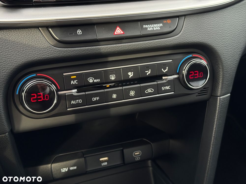 Kia Ceed 1.5 T-GDI M - 25