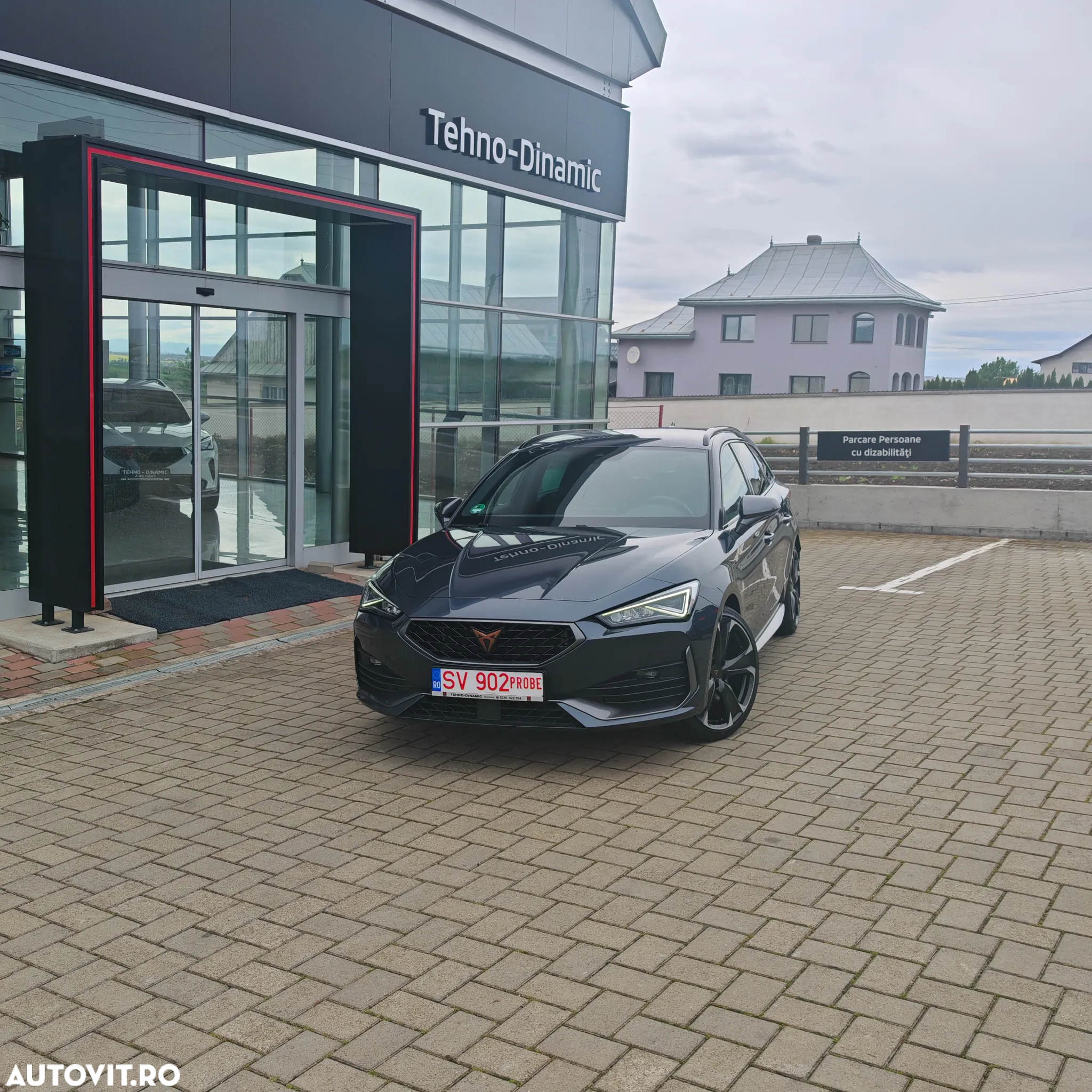 Cupra Leon Sportstourer 1.4 e-Hybrid (180 kW System) VZ - 27