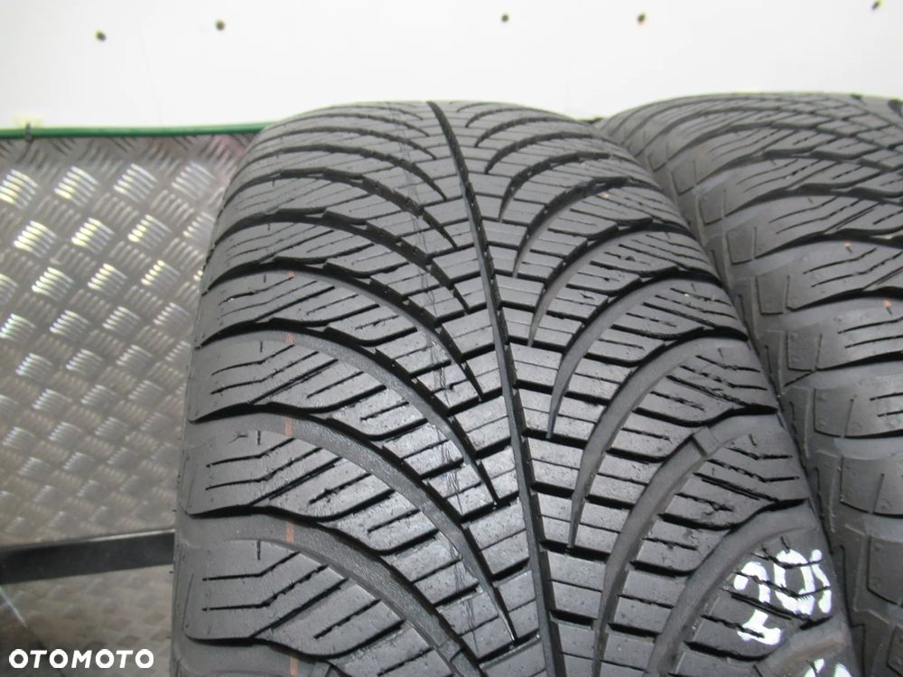 2x Goodyear Vector 4Seasons Gen2 205/60/16 96V nr.16116 7,8mm - 3