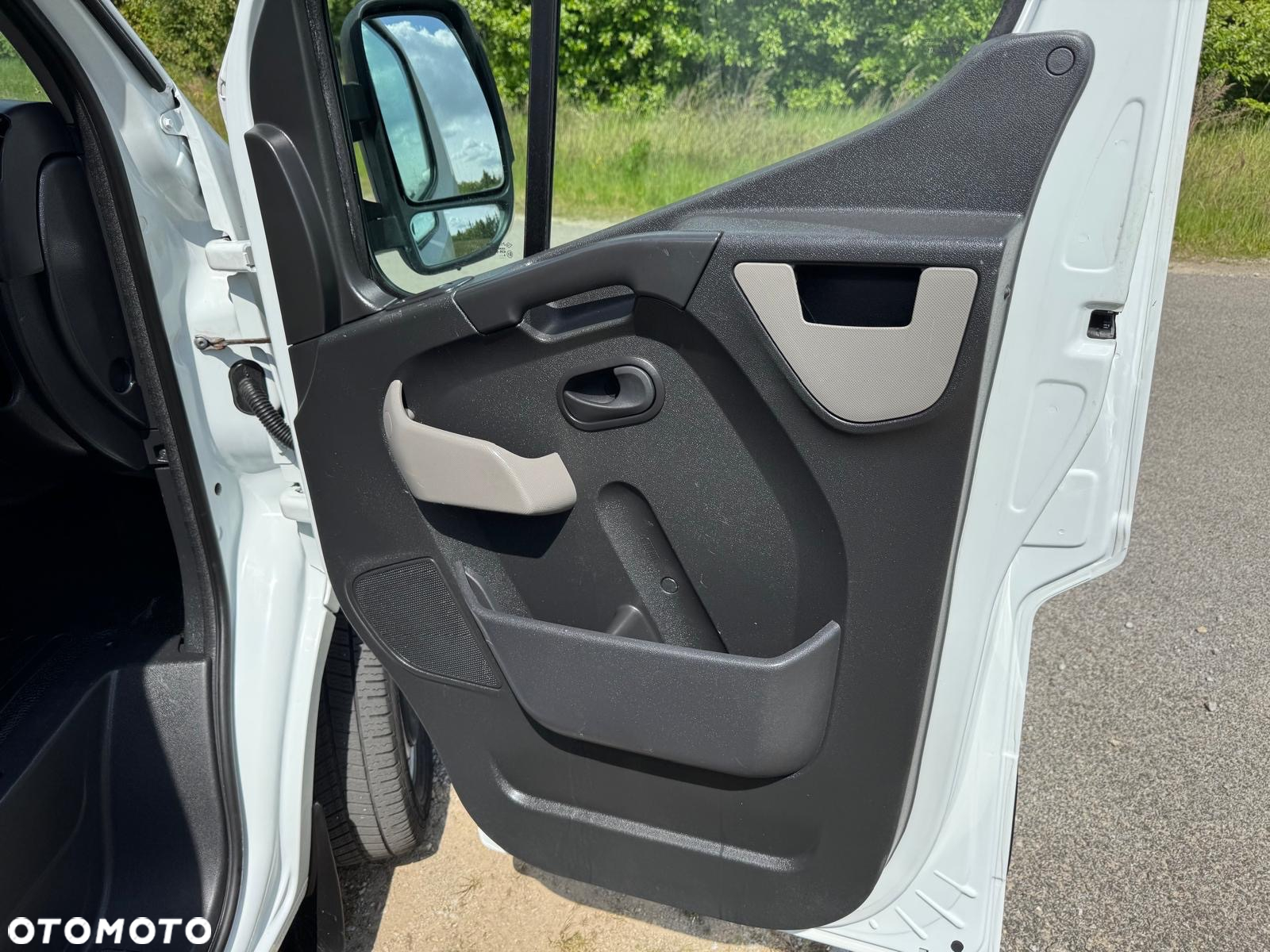 Opel MOVANO - 14