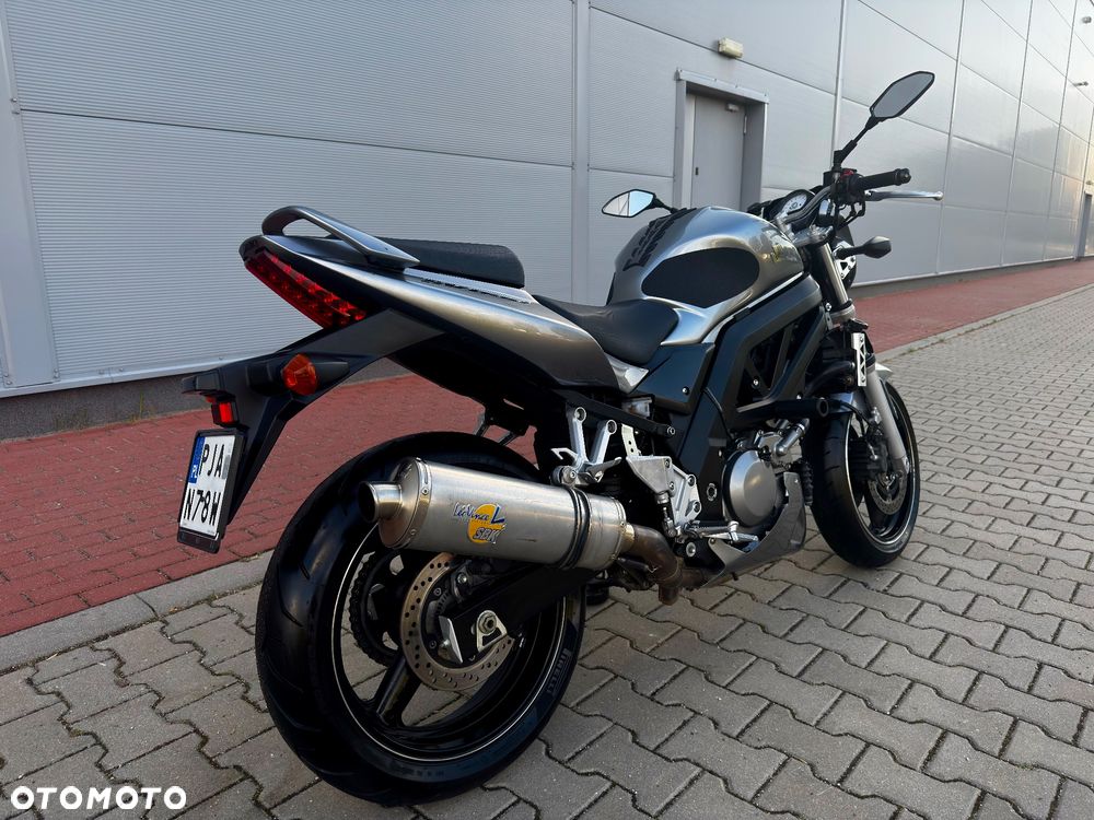 Suzuki SV - 4