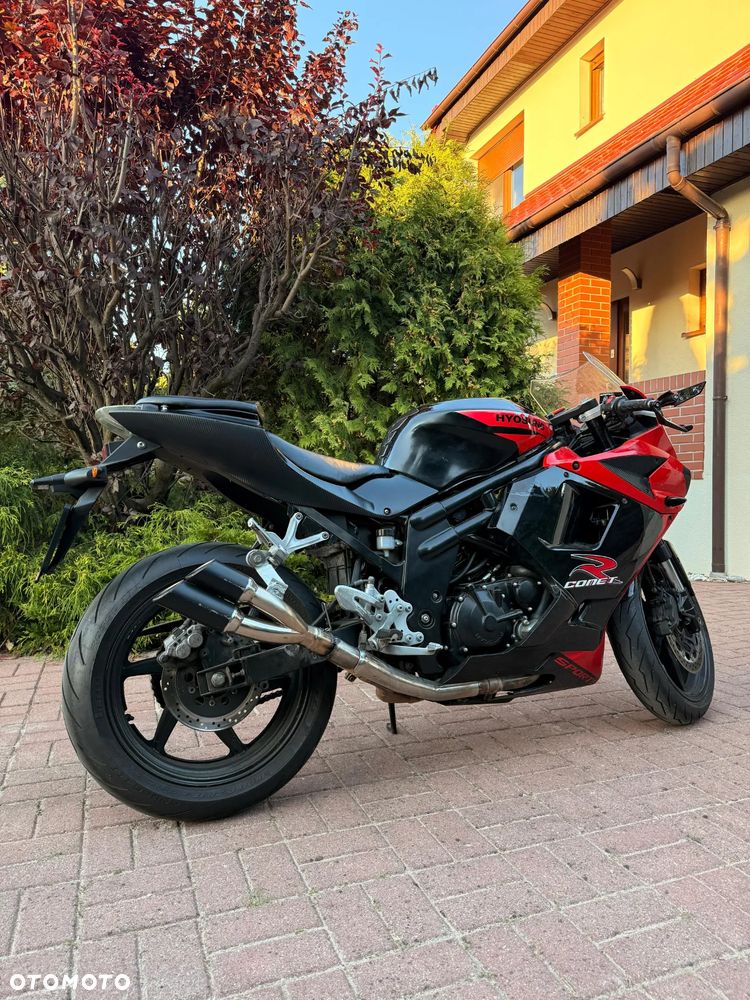 Hyosung GT Comet - 7