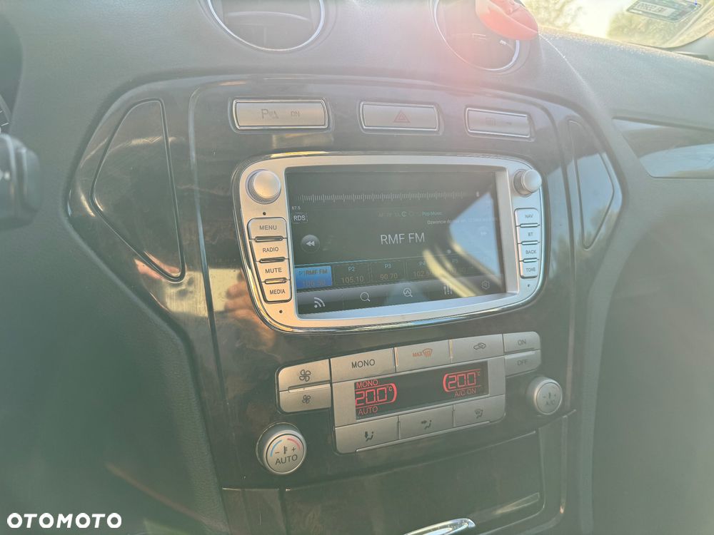 Ford Mondeo - 3