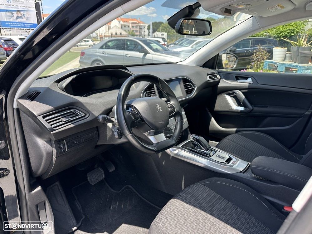 Peugeot 308 1.5 BlueHDi Active EAT8 - 4