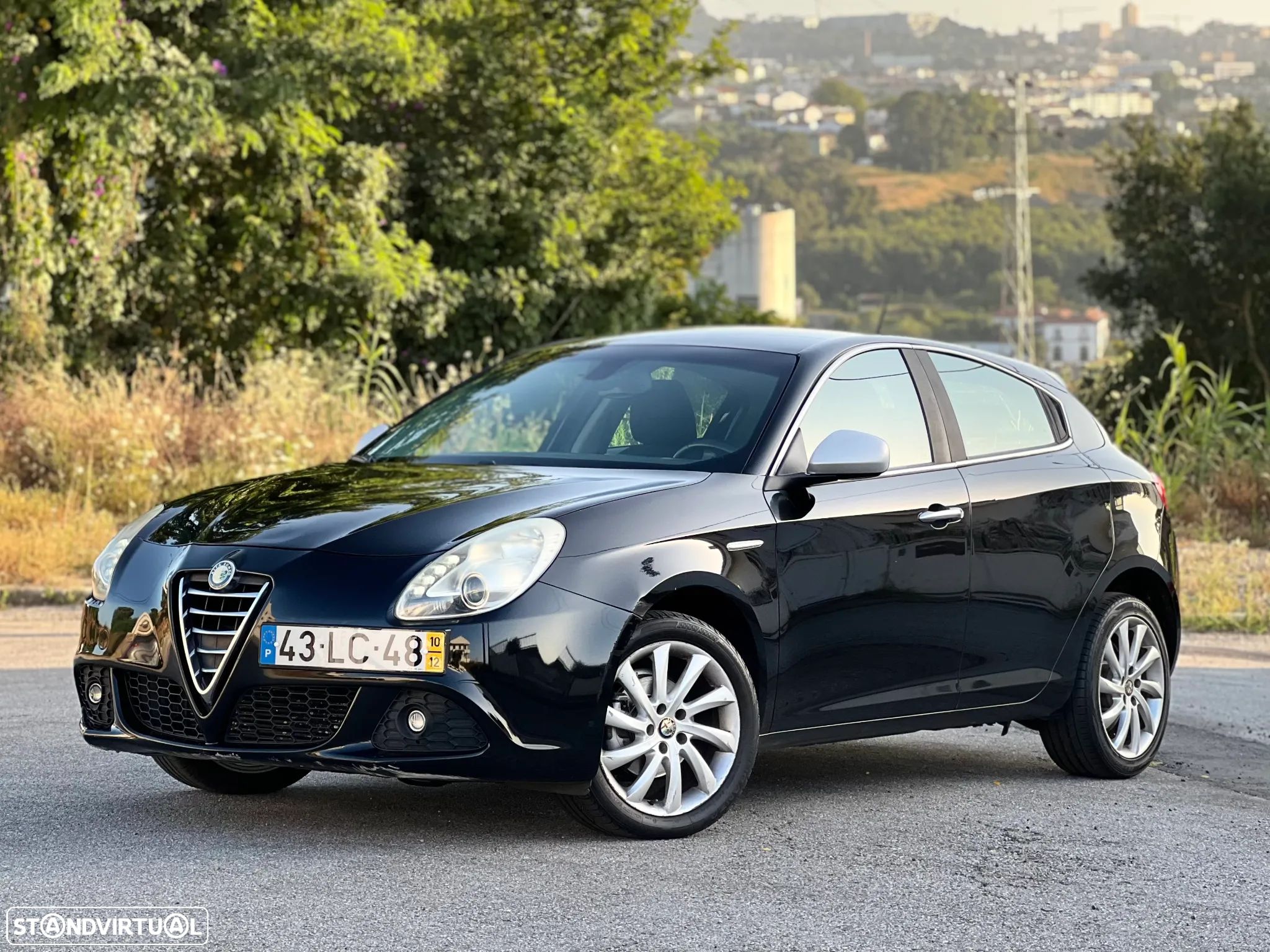 Alfa Romeo Giulietta 1.6 JTDm Distinctive - 1