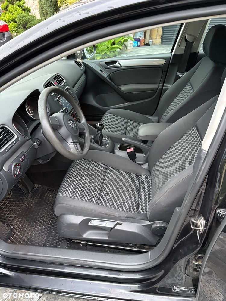 Volkswagen Golf 2.0 TDI Comfortline - 8