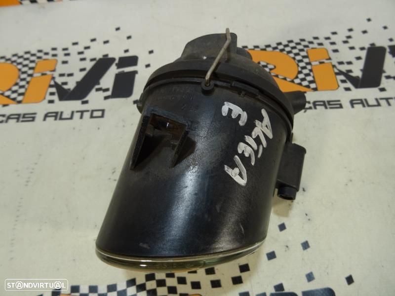 Farol De Nevoeiro Direito Seat Altea (5P1)  5P0941599a / 5P0 941 599 A - 3