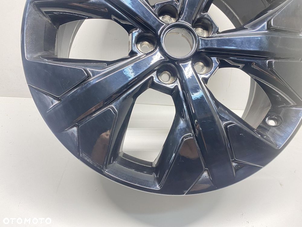 FELGA ALUMINIOWA 19 CALI KIA SPORTAGE V  7.5X19 ET 51 52910-CJ360 - 3