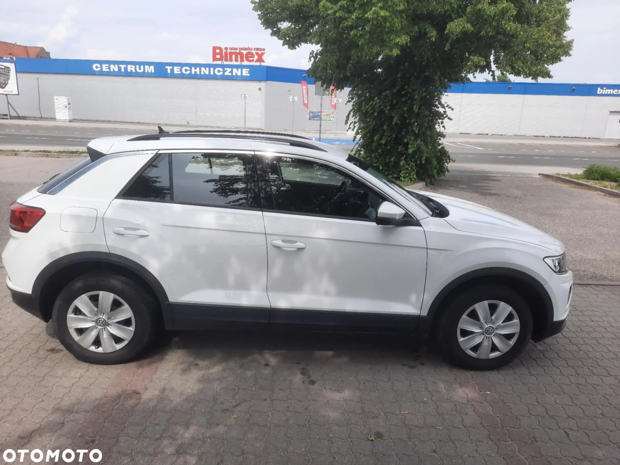 Volkswagen T-Roc 1.0 TSI Life - 4
