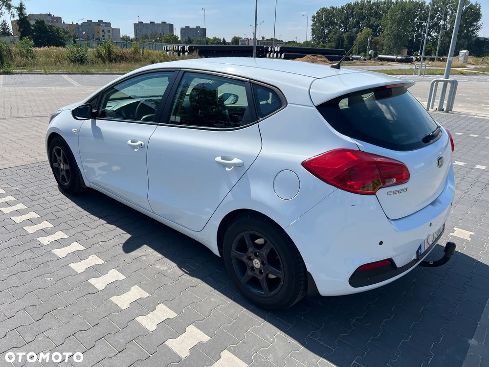 Kia Ceed 1.4 M - 10