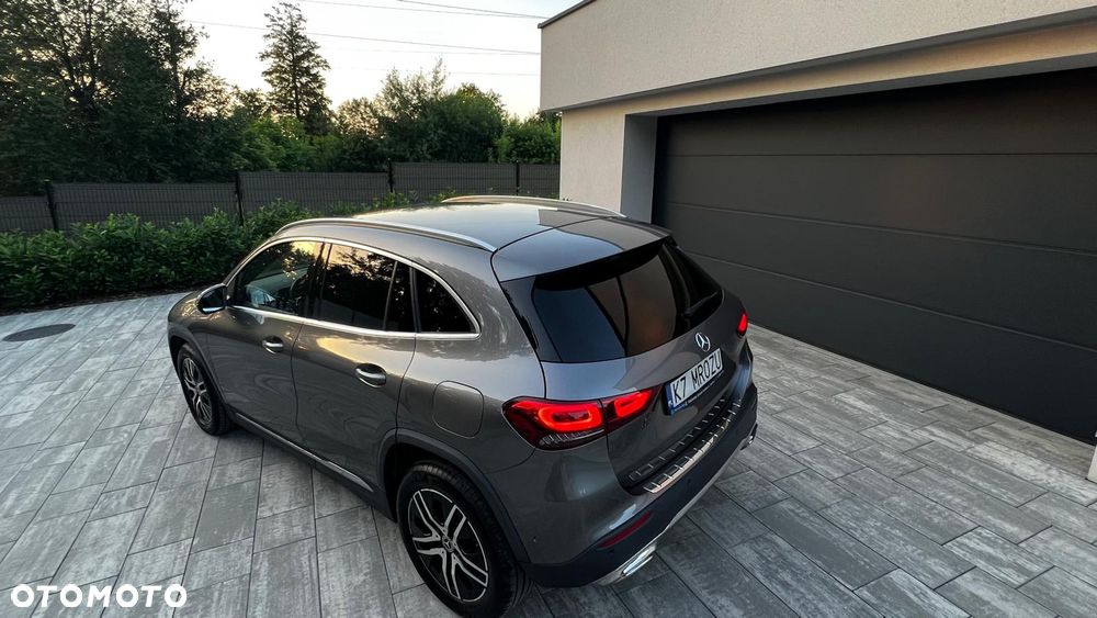 Mercedes-Benz GLA 200 - 13