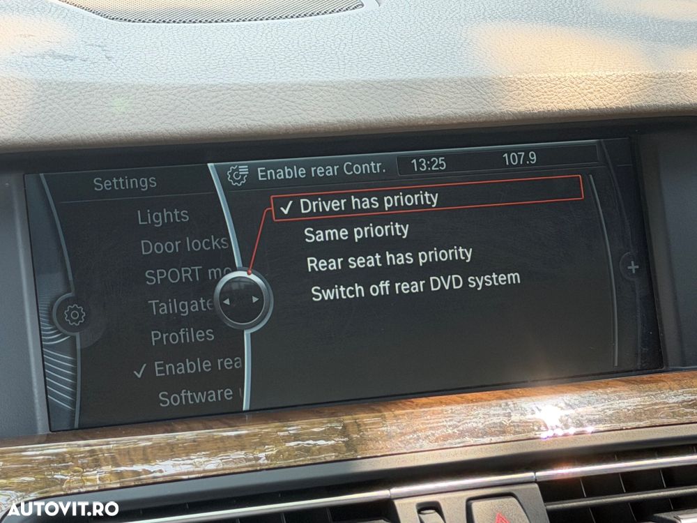 BMW Seria 5 520d Aut. - 36