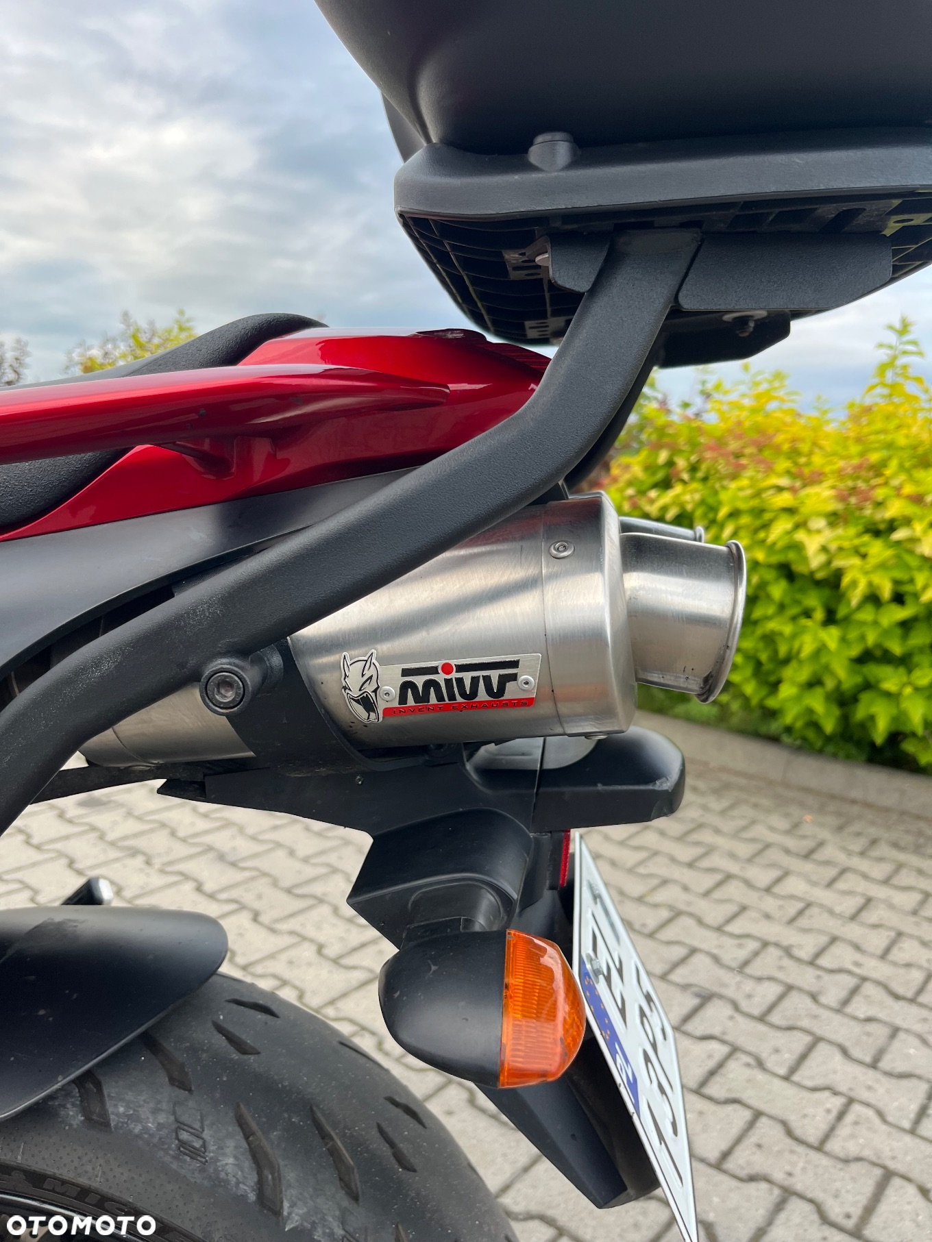Yamaha FZ6 - 8