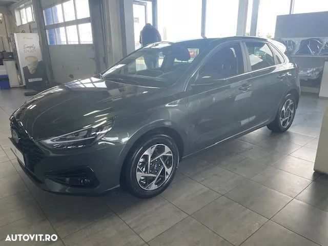 Hyundai i30 1.5 96CP M/T Highway - 12