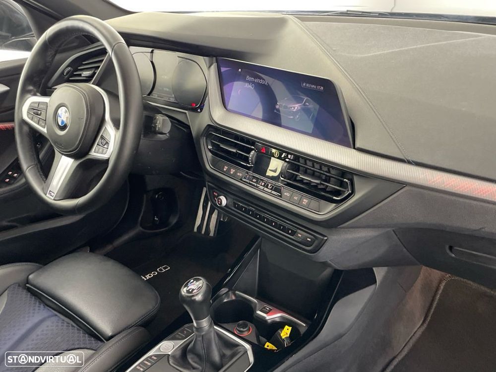 BMW 116 d Pack Desportivo M - 22