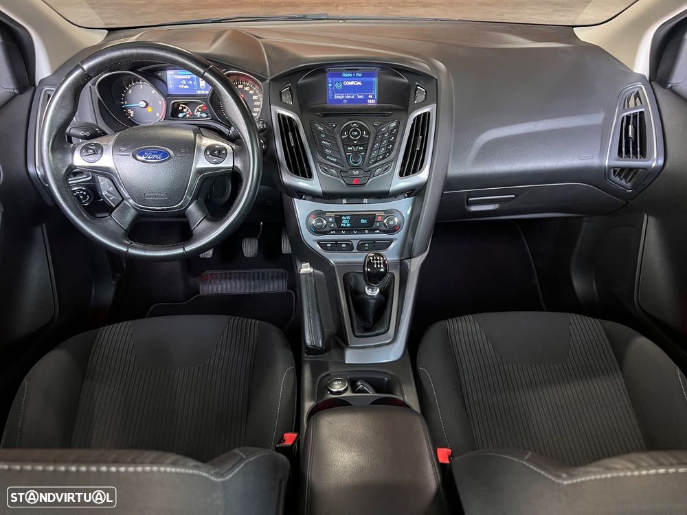 Ford Focus SW 1.6 TDCi DPF S&S Titanium - 6