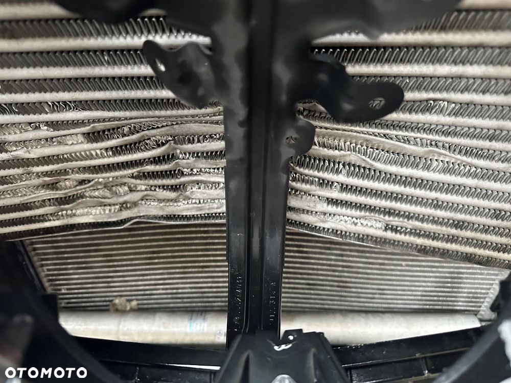 Mercedes-Benz ML 350 BlueTEC 4MATIC 7G-TRONIC - 23