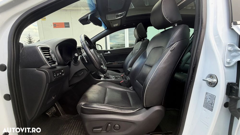 Kia Sportage 2.0 CRDI 4WD Automatik Dream-Team Edition - 20