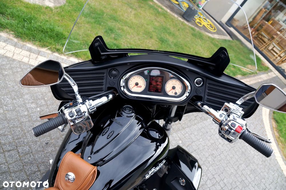 Indian Roadmaster - 12