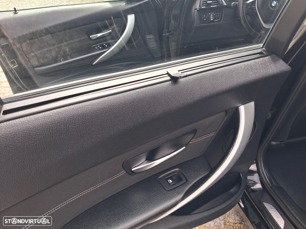 BMW 320 d EfficientDynamics Line Sport - 18