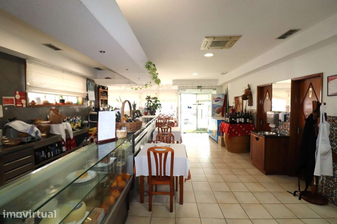 Restaurante para trespasse na  R da Belgica, Canidelo, V Nova de Gaia - Grande imagem: 5/10