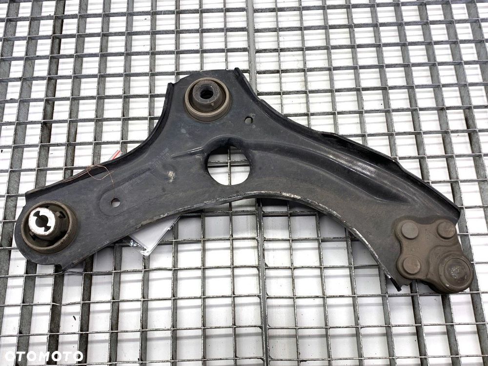 WAHACZ LEWY PRZÓD - 149.00 PLN - RENAULT CLIO V (B7_) 2019 - 2022 1.0 TCe 100 (B7MT) 74 kW [101 KM] - 2