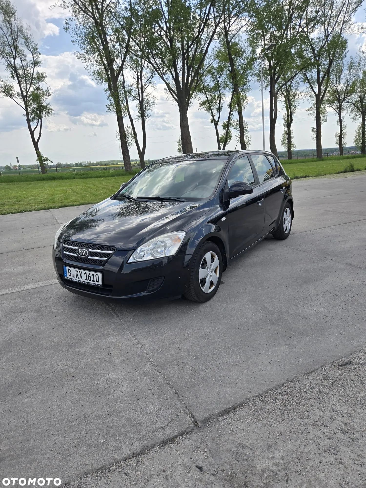 Kia Ceed - 1