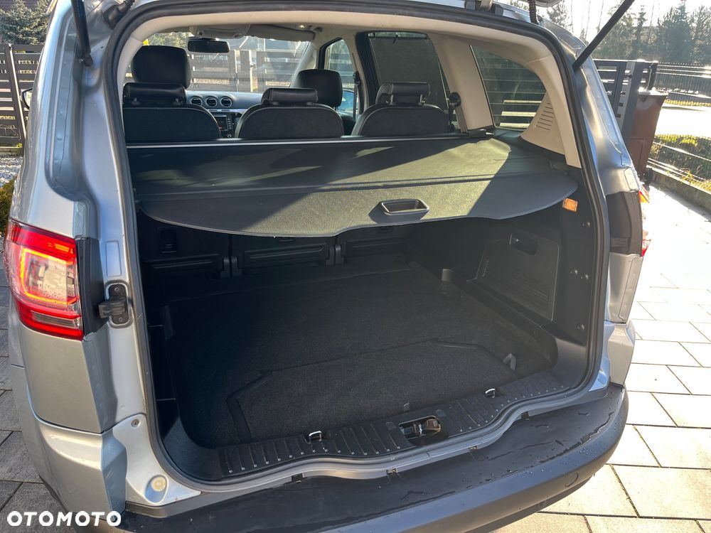 Ford S-Max - 22