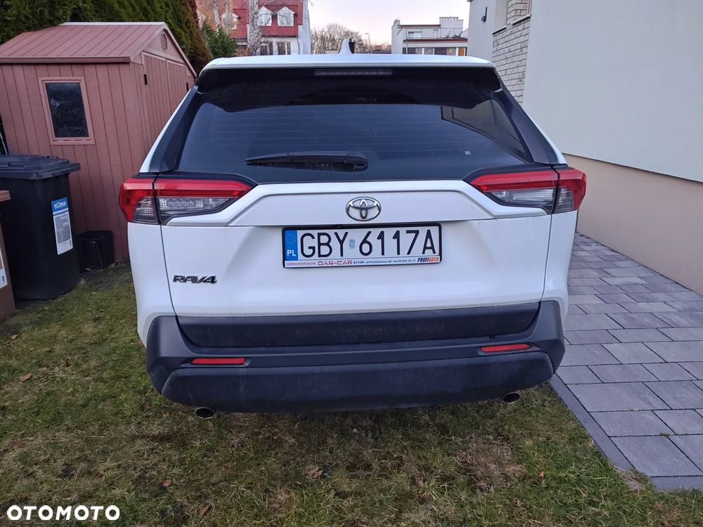 Toyota RAV4 2.0 Active 4x2 - 2
