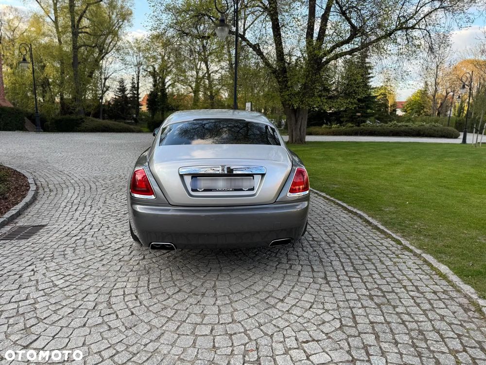 Rolls-Royce Wraith - 4