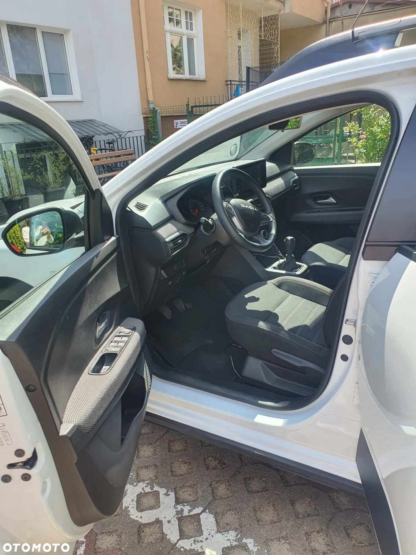 Dacia Sandero - 10