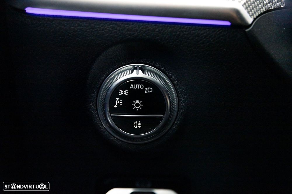 Mercedes-Benz C 300 d AMG Line - 23