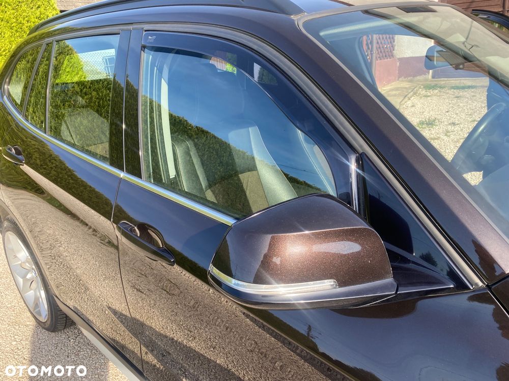 BMW X1 sDrive18d xLine - 16