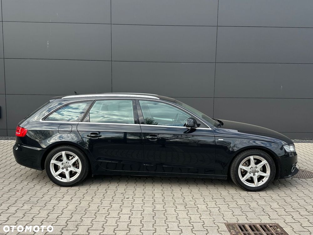 Audi A4 Avant - 10