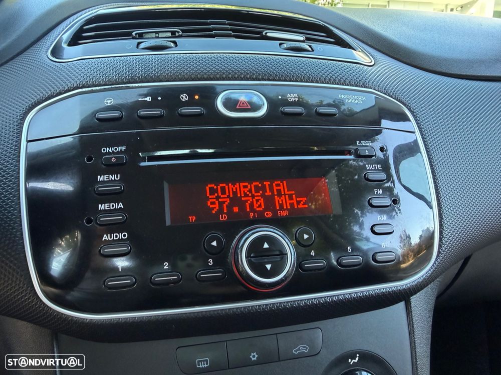 Fiat Punto 1.2 Lounge S&S - 10
