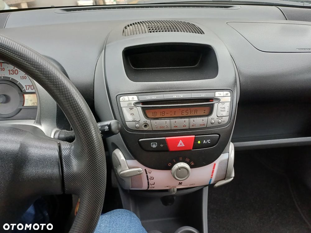 Toyota Aygo Standard - 9