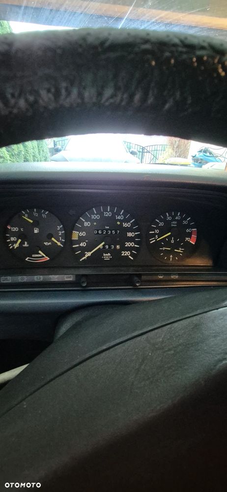 Mercedes-Benz W201 (190) - 10