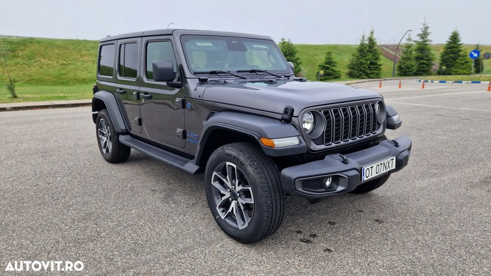 Jeep Wrangler - 2