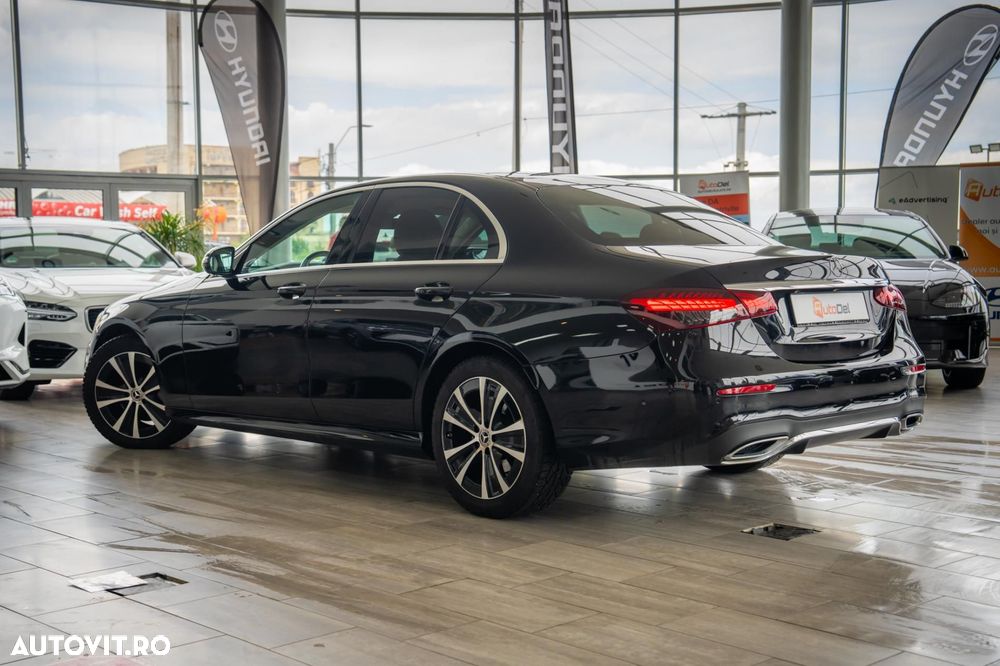 Mercedes-Benz E 220 d 4Matic 9G-TRONIC AMG Line - 3