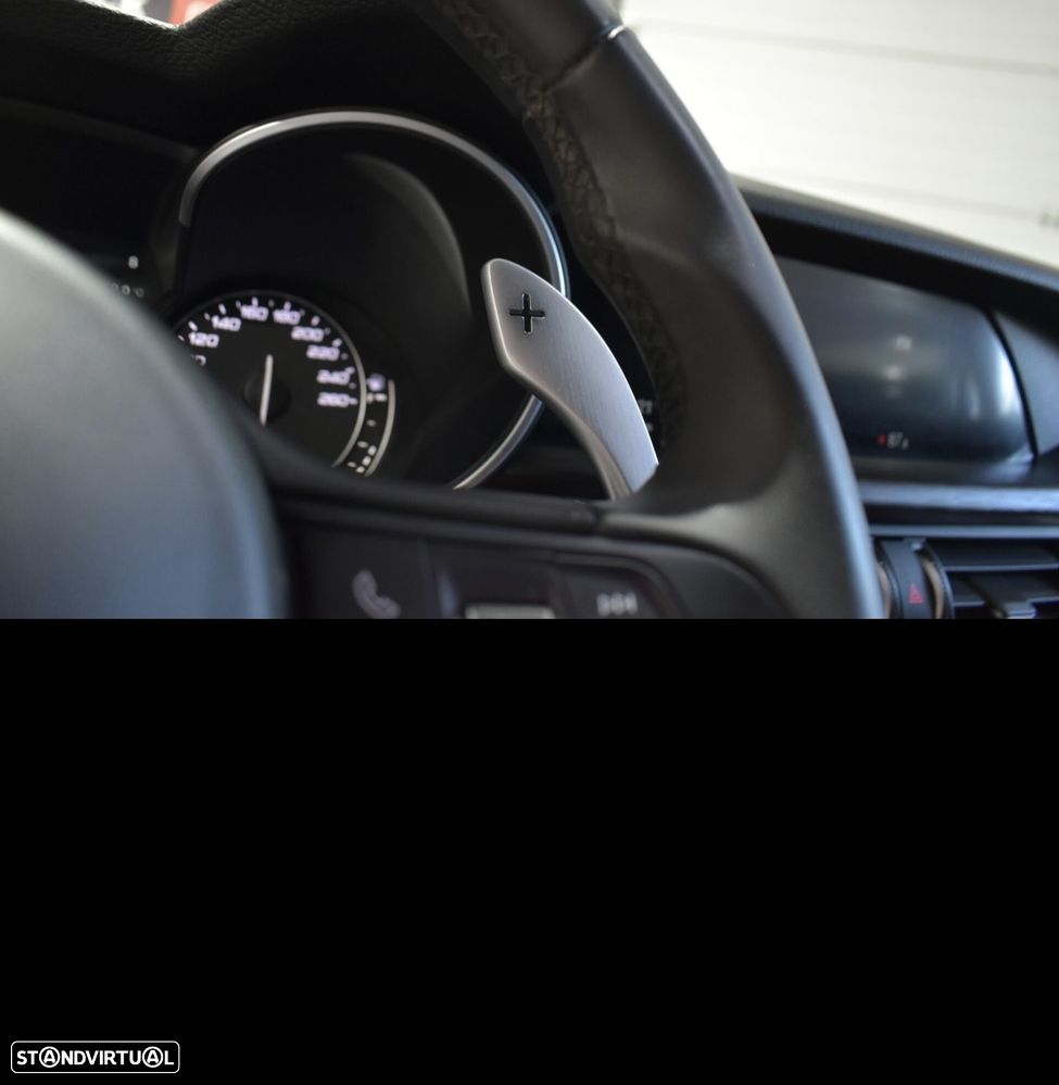 Alfa Romeo Stelvio 2.2 16V AT8-Q4 Executive — fotografia 5