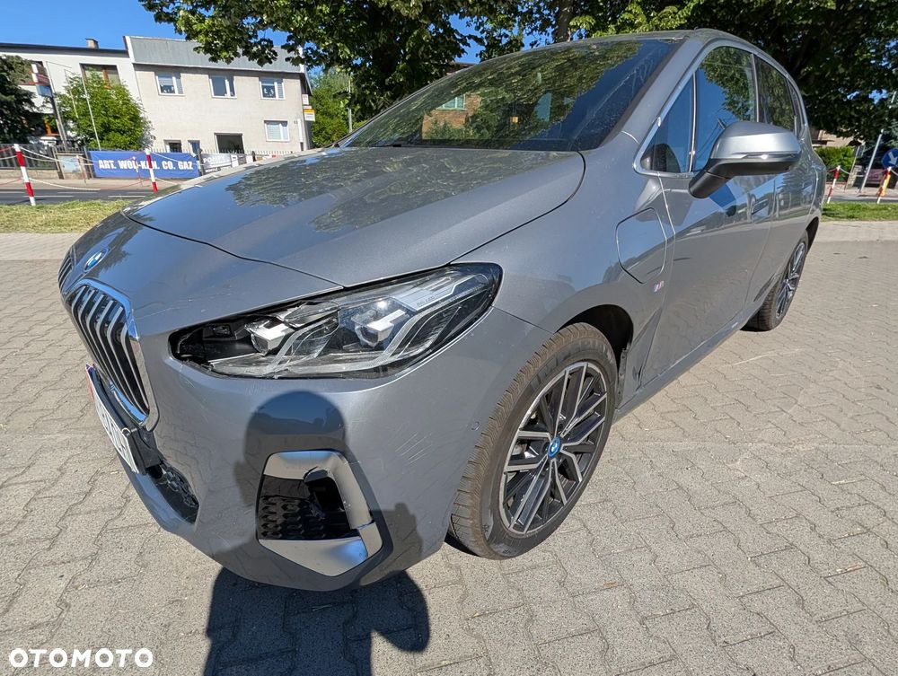 BMW Seria 2 230e xDrive